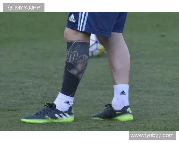 足球明星身上的炫酷纹身艺术揭秘与精彩瞬间回顾 足球明星身上的炫酷纹身艺术揭秘与精彩瞬间回顾